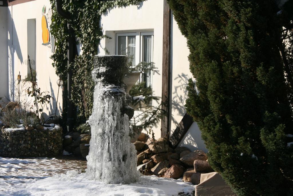Romantik Landhaus & Pension Klaps Liebling Люббен Екстер'єр фото